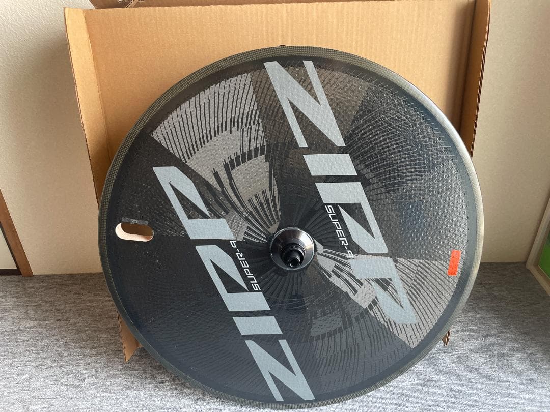 【TT/トライアスロン】Zipp Super9 Carbon ディスクブレーキ Zipp Super-9 TT Disc Wheel Goes Faster with New Lighter, Wider